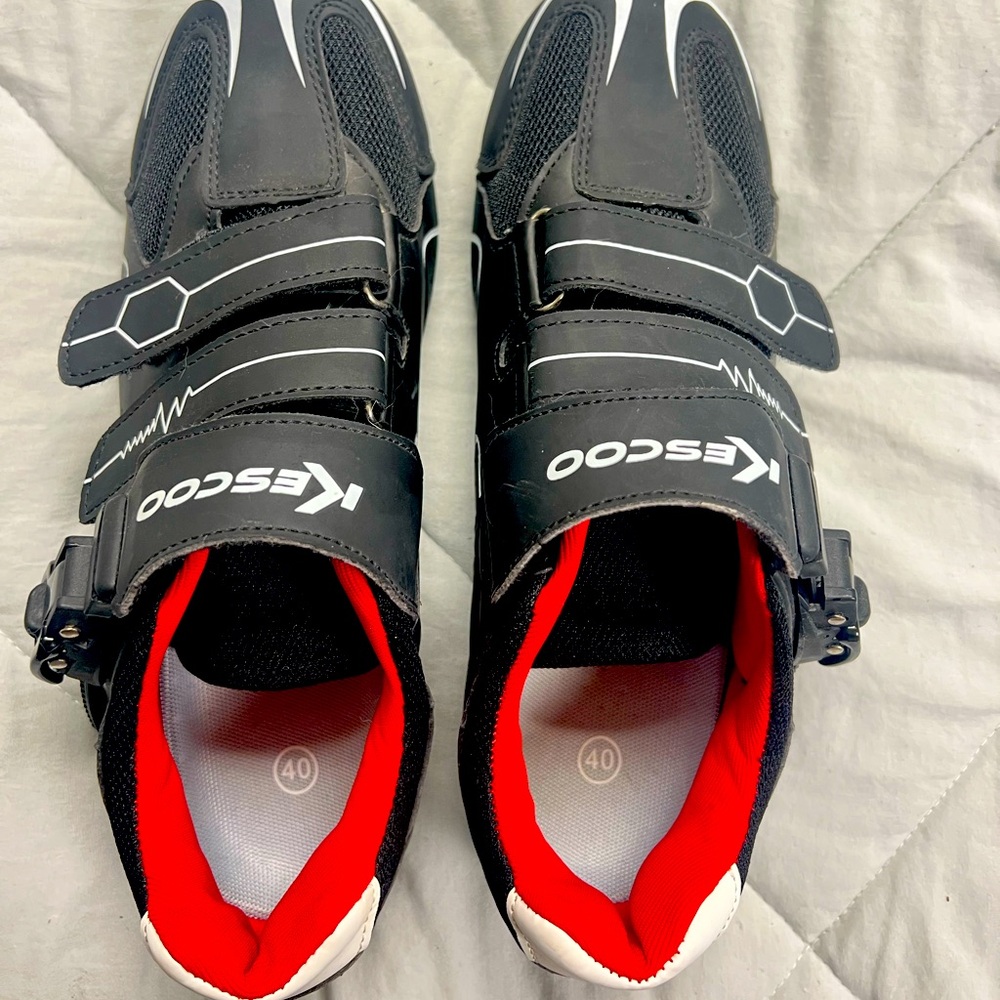 Perfect Peloton Kescoo cycling bike shoes EU 40 us women's 8; new, no box